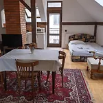 Novopacké Sklepy Pensión 3*