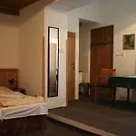 בית הארחה Novopacke Sklepy 3*