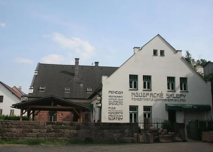 Novopacke Sklepy 3* Nová Paka